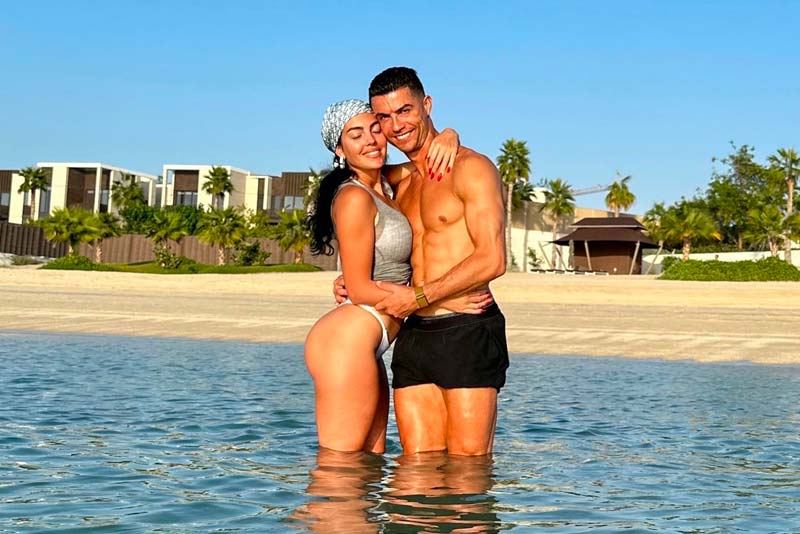 عکس جورجینا رودریگز و همسرش رونالدو